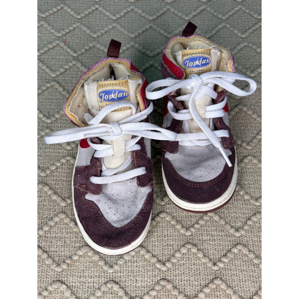 Jordan Kids 10C Jordan 1 Mid SE "Bread, Butter & Sole" sneakers